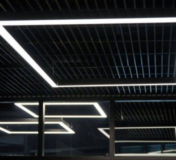 Znaczenie efektywnego oświetlenia w miejscu pracy
